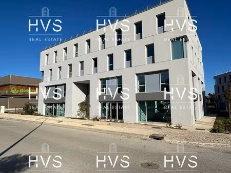 location local professionnel 413m² gardanne 13120