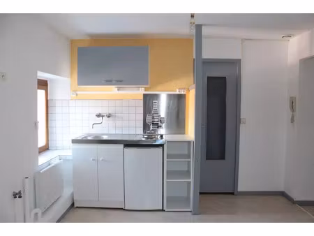 location appartement 1 pièce 29 m² à audincourt (25400)