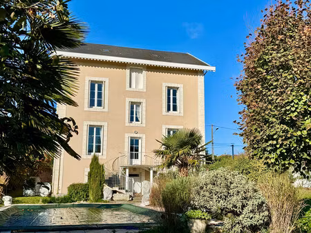 maison à vendre à montmoreau (16190) - charente