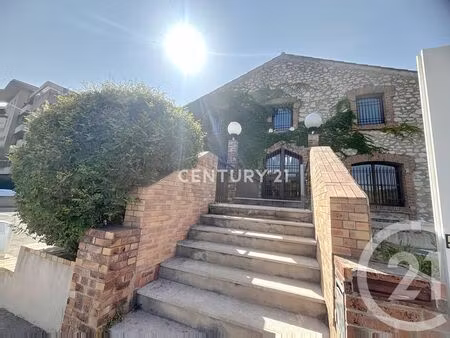 location local commercial aubagne 13400 - 45600 € - surface privée