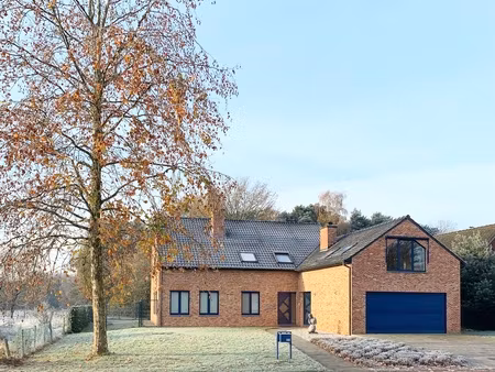 huis te koop in houthalen-helchteren met 5 slaapkamers