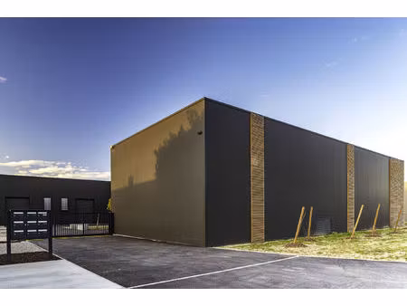 location commerce 191 m² à pompertuzat (31450)