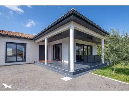 vente maison 5 pièces 132 m² bassens (33530)