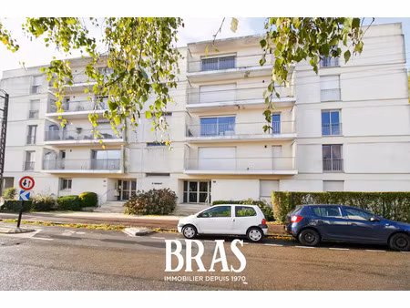 vente commerce 5 pièces 89 m² nantes (44300)