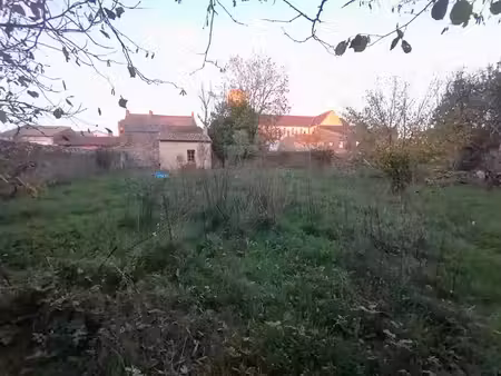 terrain à bâtir de 0 pièces principales