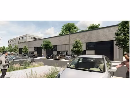 a louer  à montataire  des lots de bureaux et d'activités neufs  divisibles  au coeur d'un