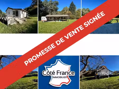 maison d'été très charmante avec plus de 5 hectares du terrain  5 minutes de goulles 19430