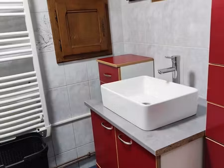 location meublée maison 3 pièces 80 m² à noyers-pont-maugis (08350)  640 €