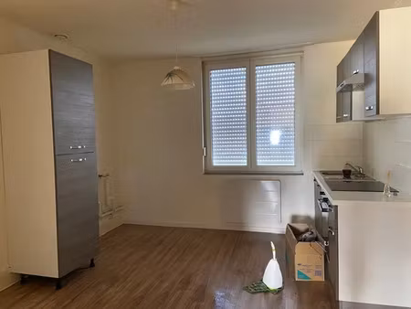 location appartement 3 pièces 58 m² à bouzonville (57320)  595 €
