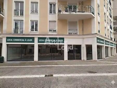 local commercial à louer