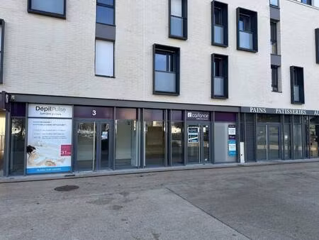 local commercial à louer