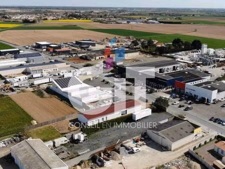 local d'activités à louer