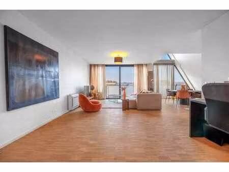 te koop: stijlvol duplexappartement in sijsele – €375.000...