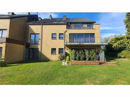 soumagne : superbe appartement 2 chambres  cave et parking