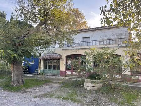 local d'activités à vendre