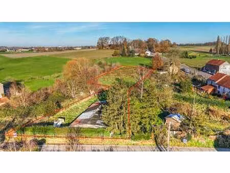 terrain à bâtir de +/- 35 ares pour villa 4 façades