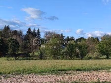 terrain constructible viabilisé à vendre