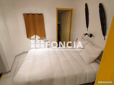 studio 1 pièce 32 m²