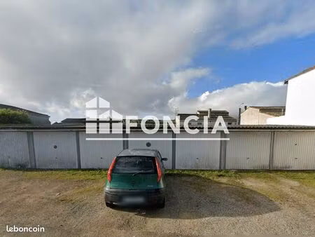 parking 50 m² niort