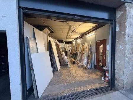 local commercial à louer