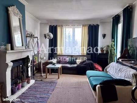 maison 7 pièces 297 m²