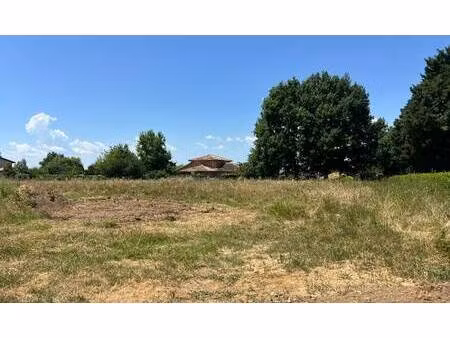 terrain constructible viabilisé à vendre