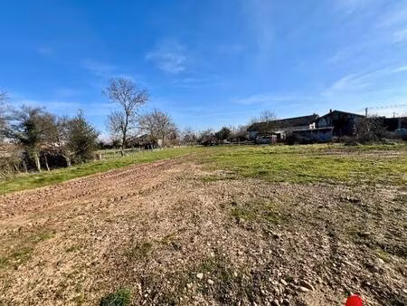 terrain constructible viabilisé à vendre