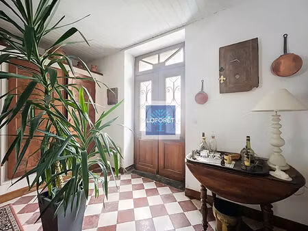 maison pierre proche des commerces et au calme