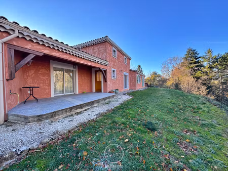 villa 5 pièces d'environ 153 m2 située à dieulefit avec 9 83