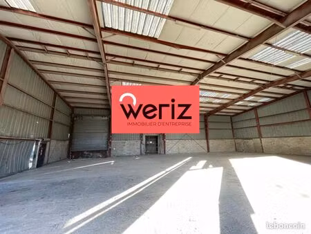 local industriel 1 565 m²