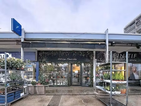 vente commerce 50 m² vélizy-villacoublay (78140)