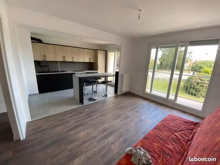 appartement t3 2ème etage entierement renove dans residence sans vis a vis
