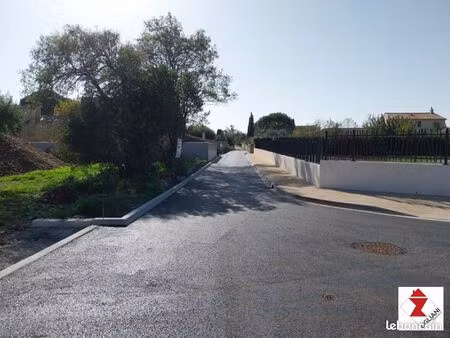 terrain 653 m² saint martin de crau