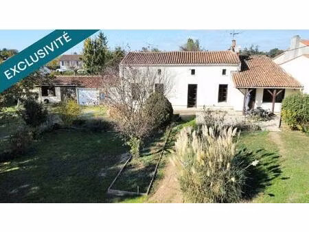 vente maison 5 pièces 135 m² argenton-l'église (79290)