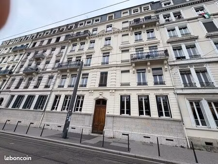 ideal investissement t& 41 m2 quai claude bernard