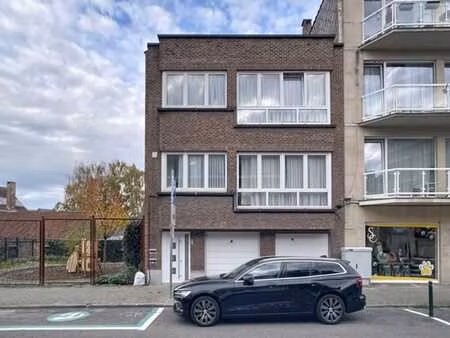 *option* merode/thieffry - bel appartement avec terrasse - g