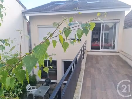 maison à louer - 7 pièces - 159 35 m2 - nanterre - 92 - ile-de-france