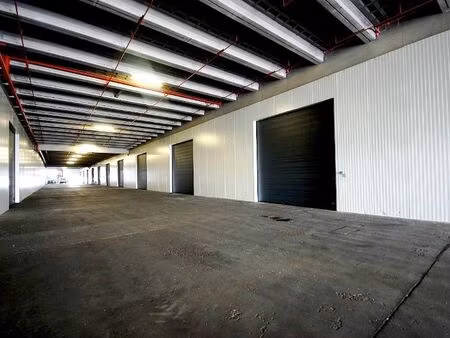 bien professionnel à louer à brugge € 680 (lhsbu) - centro | bedrijfsvastgoed - brugge | z