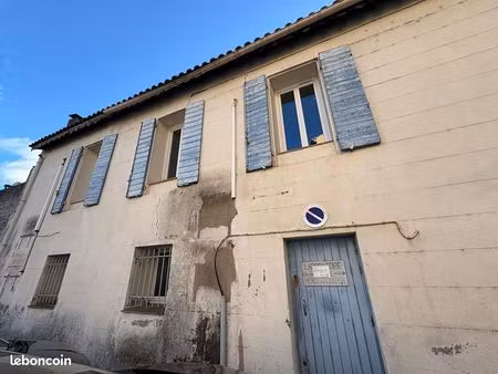 local commercial 117 m²