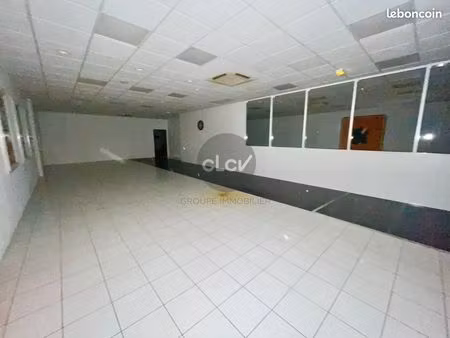 local commercial 280 m² décines-charpieu