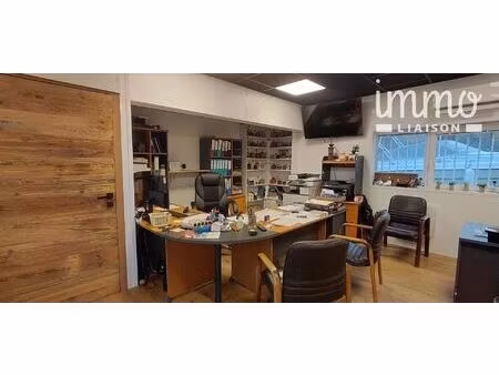 location bureau 1 pièce 27 m² à saint-jeoire-prieuré (73190)