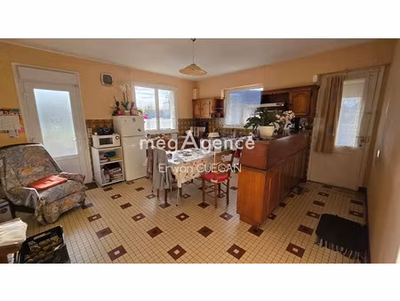 vente maison 8 pièces 154 m² à kergrist (56300)  87 500 €