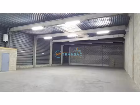 location local industriel 530 m² à noisy-le-grand (93160)