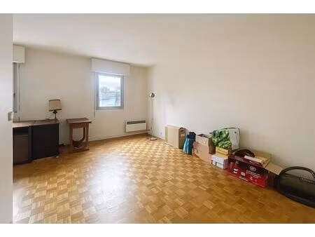 paris 19eme  2p  1 chambre  33m2