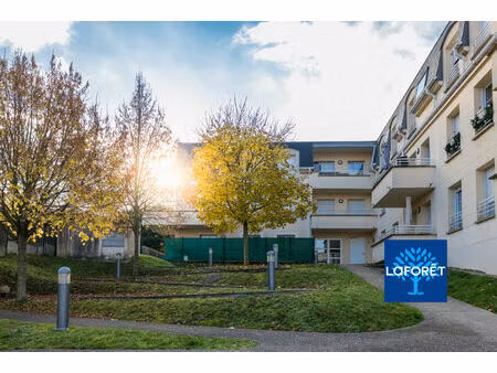 puiseux-en-france - appartement 3 pièces avec balcon  cave et deux parkings