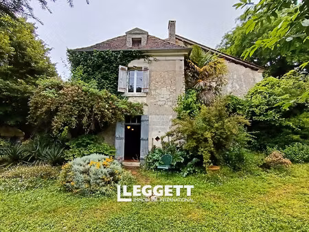 maison 9 pièce(s)  bourdeilles