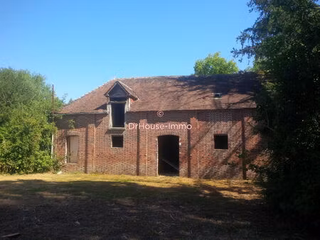 au coeur de chateaurenard   anciennes écuries à réhabiliter avec beau terrain plat et clos