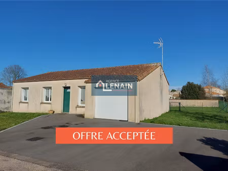 proche ecoles et commerces