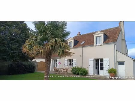 proche de francueil et blere  maison de campagne de 125 m2 