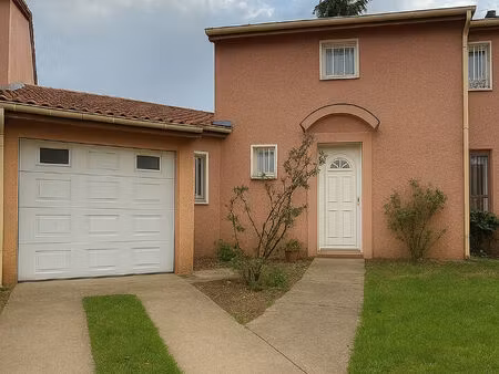 maison type 5 de 120m² avec garage et jardin sur la commune de saint-fons